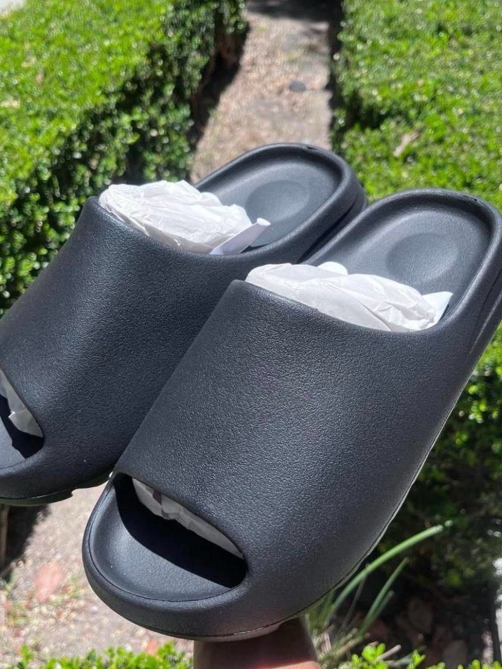 Yeezy Men’s Black Sandals YS-01